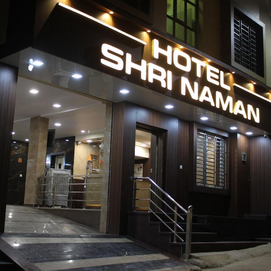 Maruti Group Of Hotels - Shri Naman Nāthdwāra Dış mekan fotoğraf