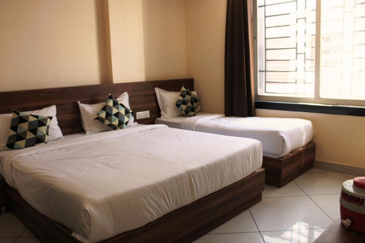 Maruti Group Of Hotels - Shri Naman Nāthdwāra Dış mekan fotoğraf