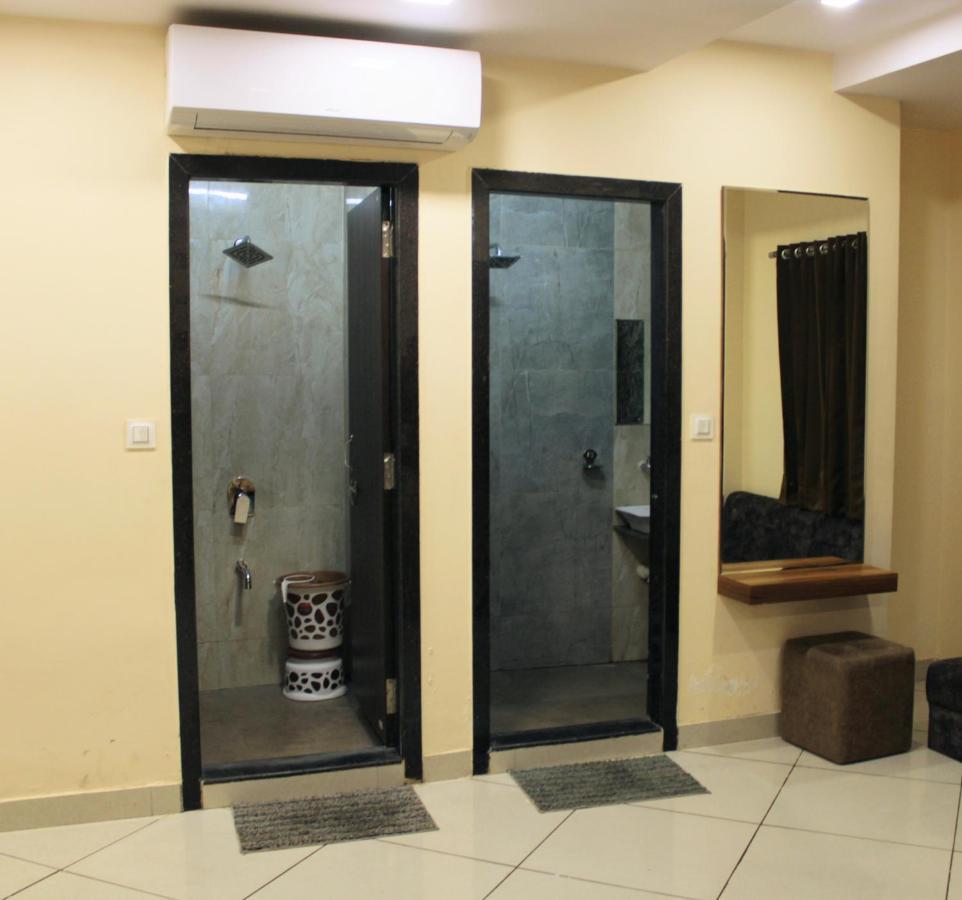 Maruti Group Of Hotels - Shri Naman Nāthdwāra Dış mekan fotoğraf