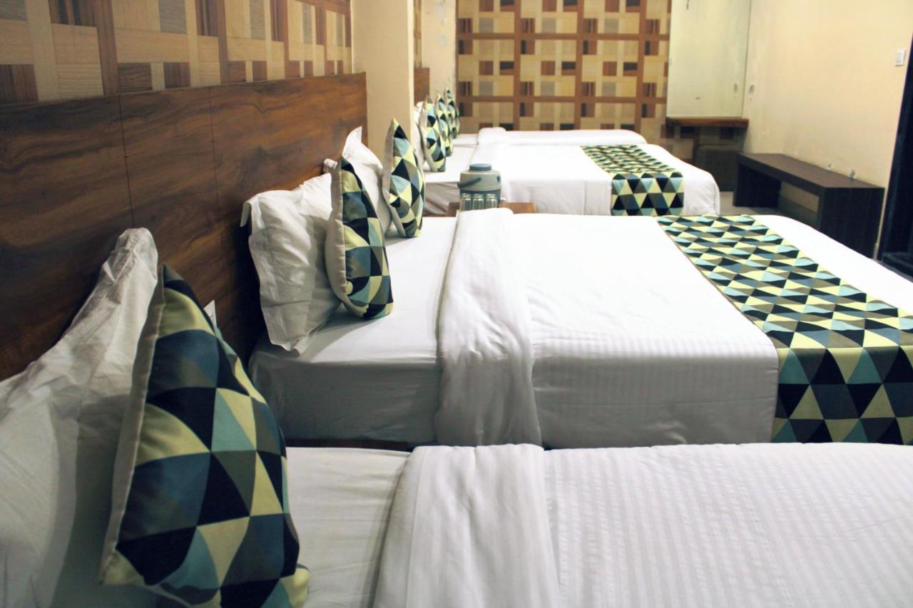 Maruti Group Of Hotels - Shri Naman Nāthdwāra Dış mekan fotoğraf