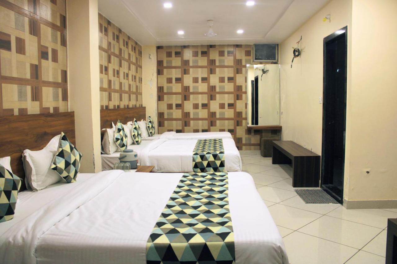 Maruti Group Of Hotels - Shri Naman Nāthdwāra Dış mekan fotoğraf