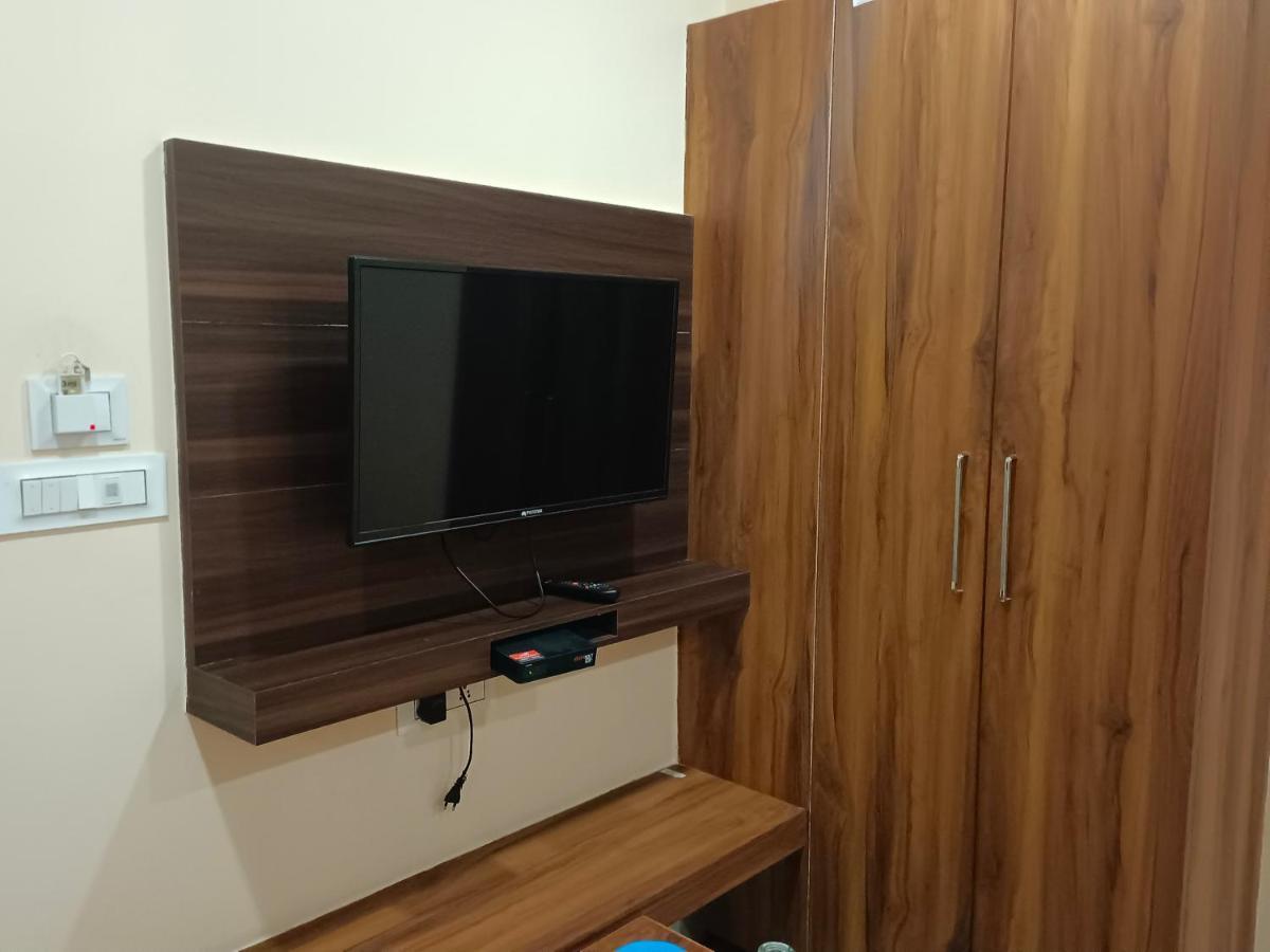 Maruti Group Of Hotels - Shri Naman Nāthdwāra Dış mekan fotoğraf