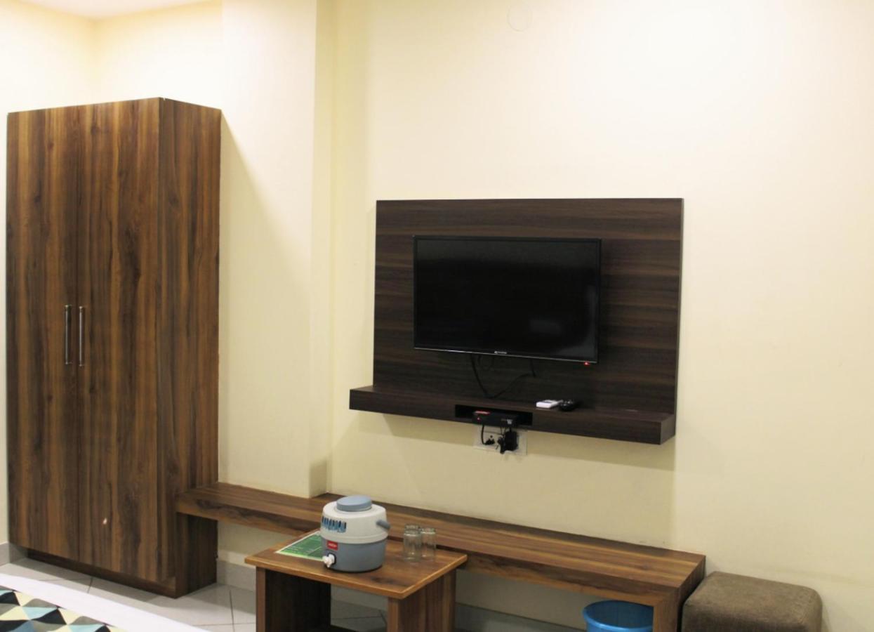 Maruti Group Of Hotels - Shri Naman Nāthdwāra Dış mekan fotoğraf