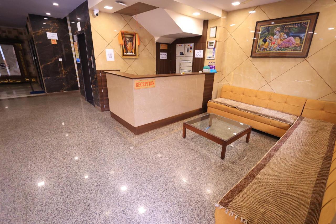 Maruti Group Of Hotels - Shri Naman Nāthdwāra Dış mekan fotoğraf