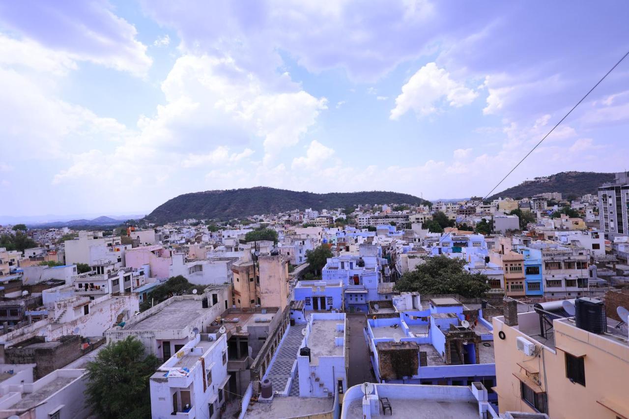 Maruti Group Of Hotels - Shri Naman Nāthdwāra Dış mekan fotoğraf